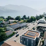 Eiger In See- Und Bergnaehe, Modern, Mit Balkon Und Aussicht Fuer 4 Gaeste Spiez