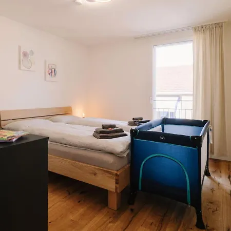 Eiger In See- Und Bergnähe, Modern, Mit Balkon Und Aussicht Für 4 Gäste *