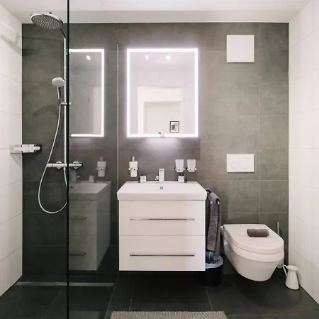 Apartman Eiger In See- Und Bergnaehe, Modern, Mit Balkon Und Aussicht Fuer 4 Gaeste *