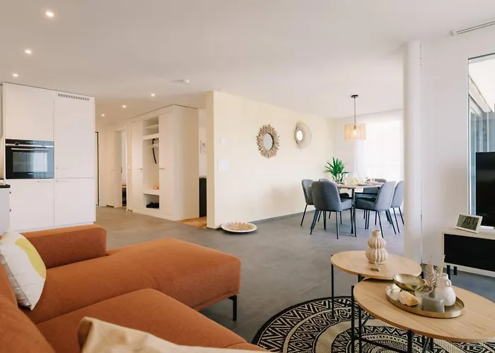 Eiger In See- Und Bergnaehe, Modern, Mit Balkon Und Aussicht Fuer 4 Gaeste *