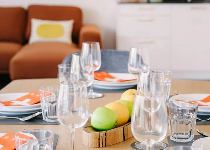 Eiger In See- Und Bergnaehe, Modern, Mit Balkon Und Aussicht Fuer 4 Gaeste שפיץ