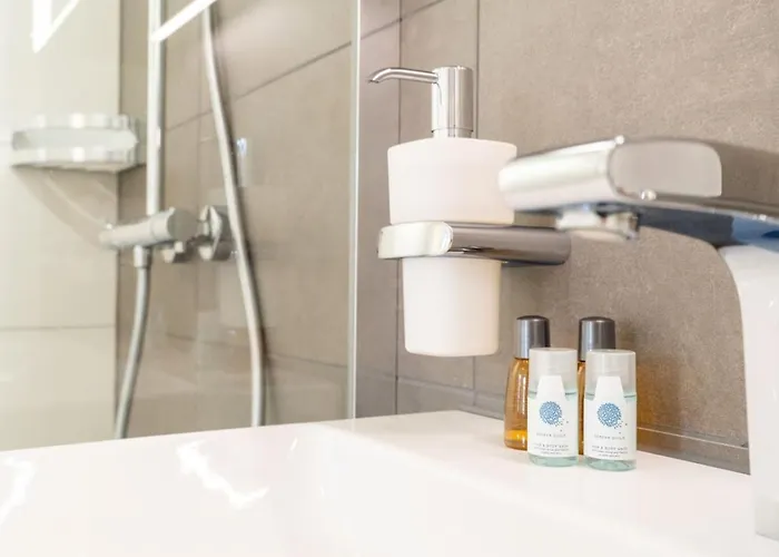 Eiger In See- Und Bergnaehe, Modern, Mit Balkon Und Aussicht Fuer 4 Gaeste *