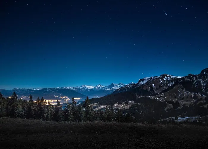 Eiger In See- Und Bergnaehe, Modern, Mit Balkon Und Aussicht Fuer 4 Gaeste * Spiez