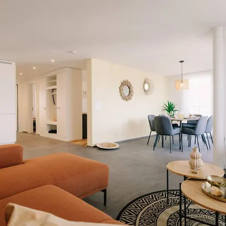 Eiger In See- Und Bergnaehe, Modern, Mit Balkon Und Aussicht Fuer 4 Gaeste *