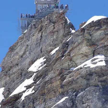 アパート Eiger In See- Und Bergnaehe, Modern, Mit Balkon Und Aussicht Fuer 4 Gaeste シュピーツ
