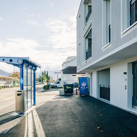 Eiger In See- Und Bergnaehe, Modern, Mit Balkon Und Aussicht Fuer 4 Gaeste シュピーツ